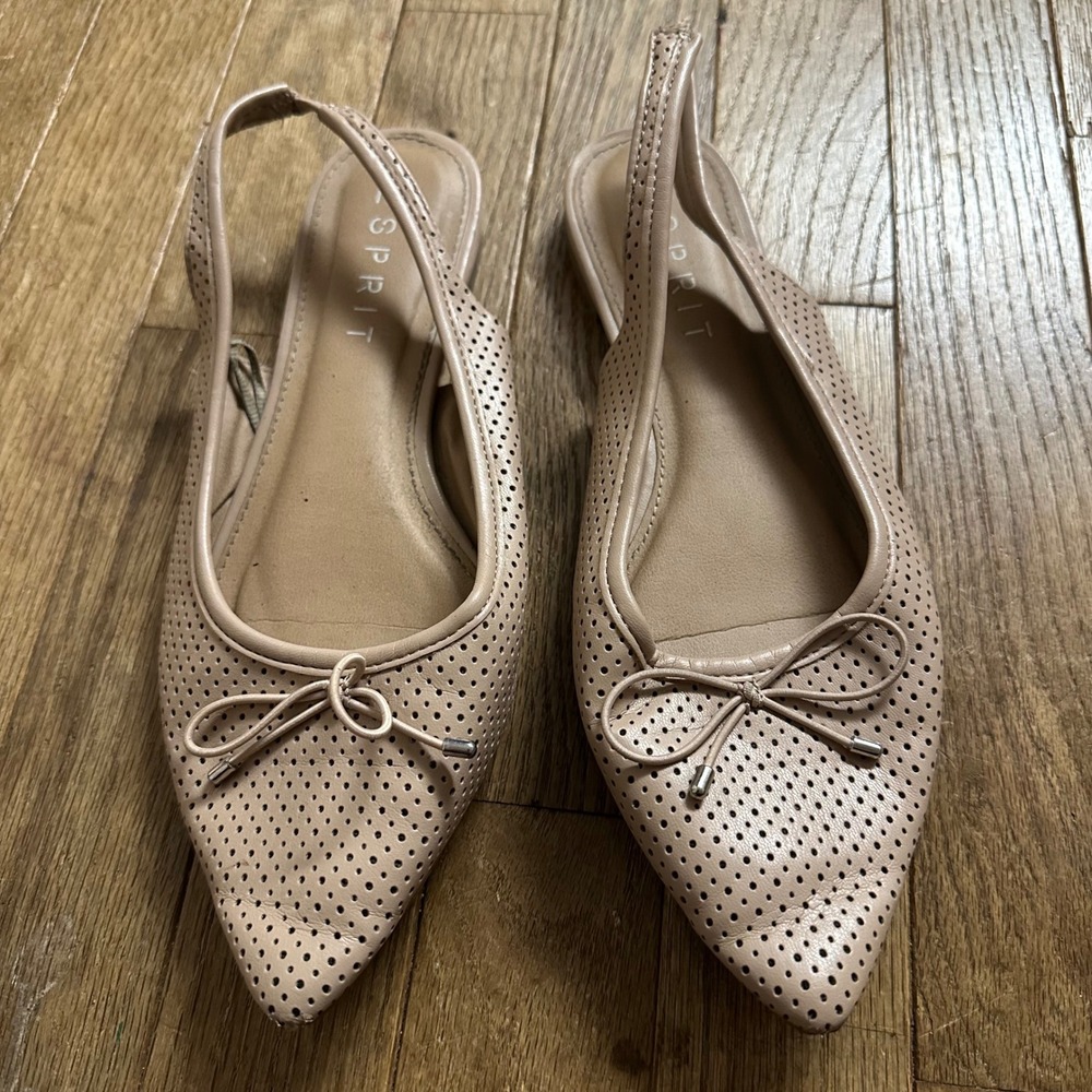 ESPRIT Womens Tan Perforated Bow Pointed Toe Slingback Flats Shoes‎ Size 7.5M